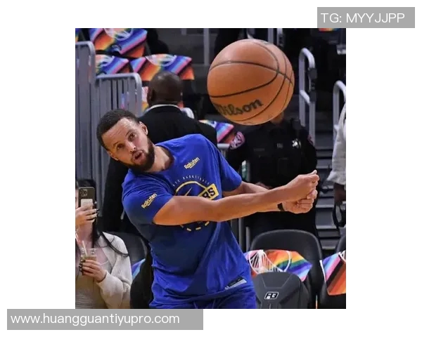 火热开局对球队的重要性库里期待每个赛季都能保持良好开端 火热开局对球队的重要性库里期待每个赛季都能保持良好开端