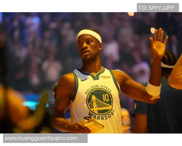 勇士官方宣布吉米巴特勒因左膝酸痛缺席本场比赛将不再回归