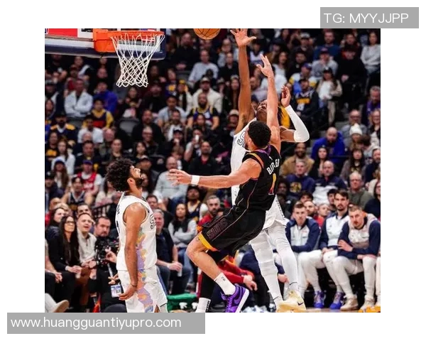 布克强调季末关键战役的重要性每场比赛都需全力以赴不可松懈 布克强调季末关键战役的重要性每场比赛都需全力以赴不可松懈