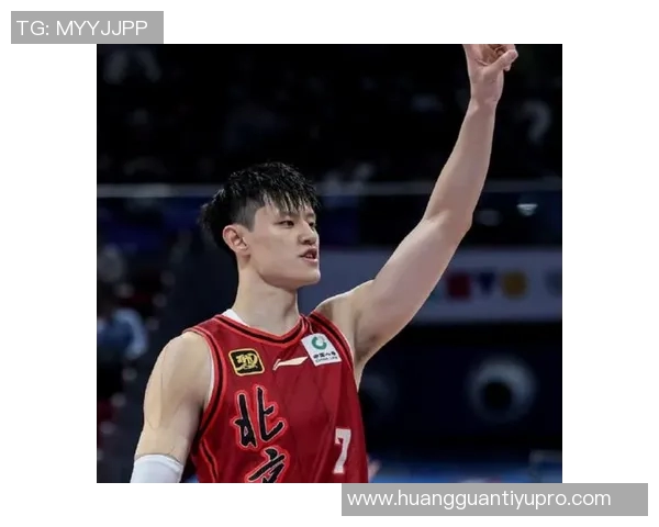 曾凡博首秀闪耀NBA中国赛太阳队对决篮网精彩回顾