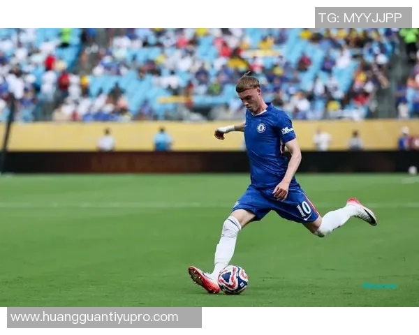 罗马与西汉姆联争夺本菲卡边锋谢尔德鲁普的转会机会