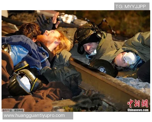 德国球迷组织警告加强球场安全措施可能引发更大规模抗议活动